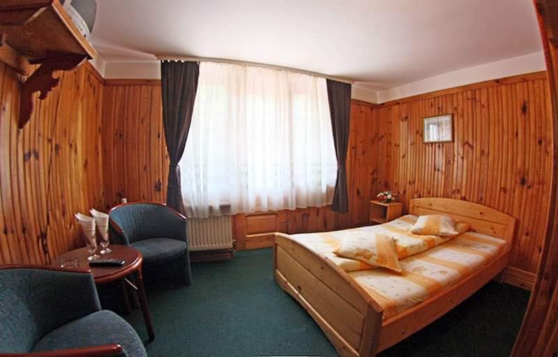 Cazare in Paltinis - PENSIUNEA CURMATURA STEZII - Valea Stezii Cazare in Paltinis - PENSIUNEA CURMATURA STEZII - Valea Stezii