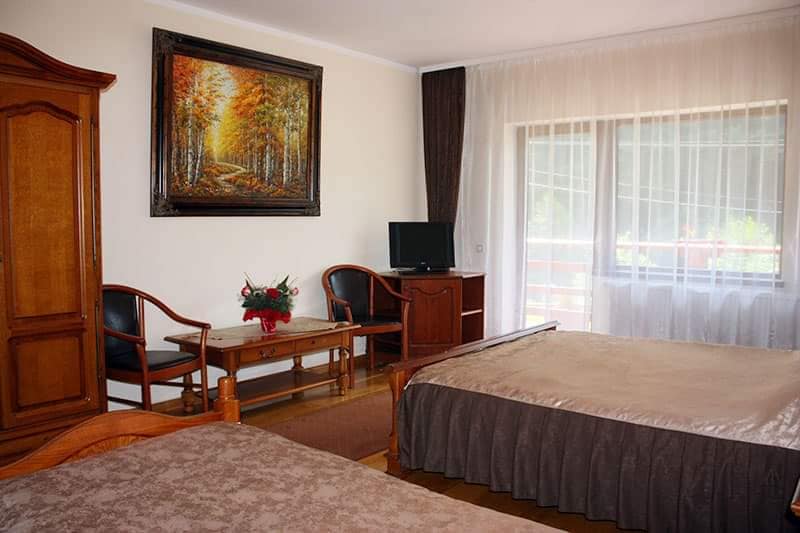 Cazare in Paltinis - PENSIUNEA CURMATURA STEZII - Valea Stezii Cazare in Paltinis - PENSIUNEA CURMATURA STEZII - Valea Stezii