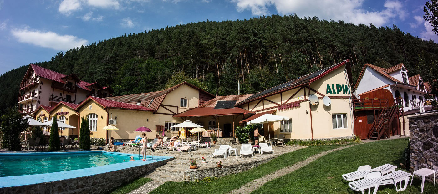 Cazare in Paltinis - PENSIUNEA ALPIN - Valea Stezii Cazare in Paltinis - PENSIUNEA ALPIN - Valea Stezii
