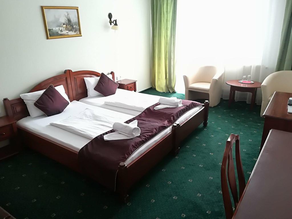 Cazare in Paltinis - PENSIUNEA MAI - Valea Stezii Cazare in Paltinis - PENSIUNEA MAI - Valea Stezii