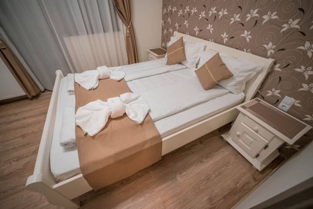 Cazare in Paltinis - PENSIUNEA REGINA MARIA - Paltinis Cazare in Paltinis - PENSIUNEA REGINA MARIA - Paltinis